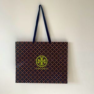 Tory Burch Signature Large Shopping
Bag